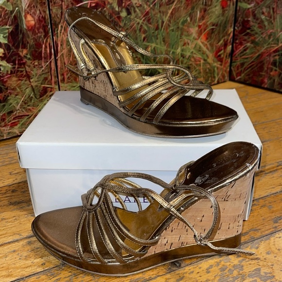 Charles David Shoes - Preowned Charles David Bronze Wedges Size 8